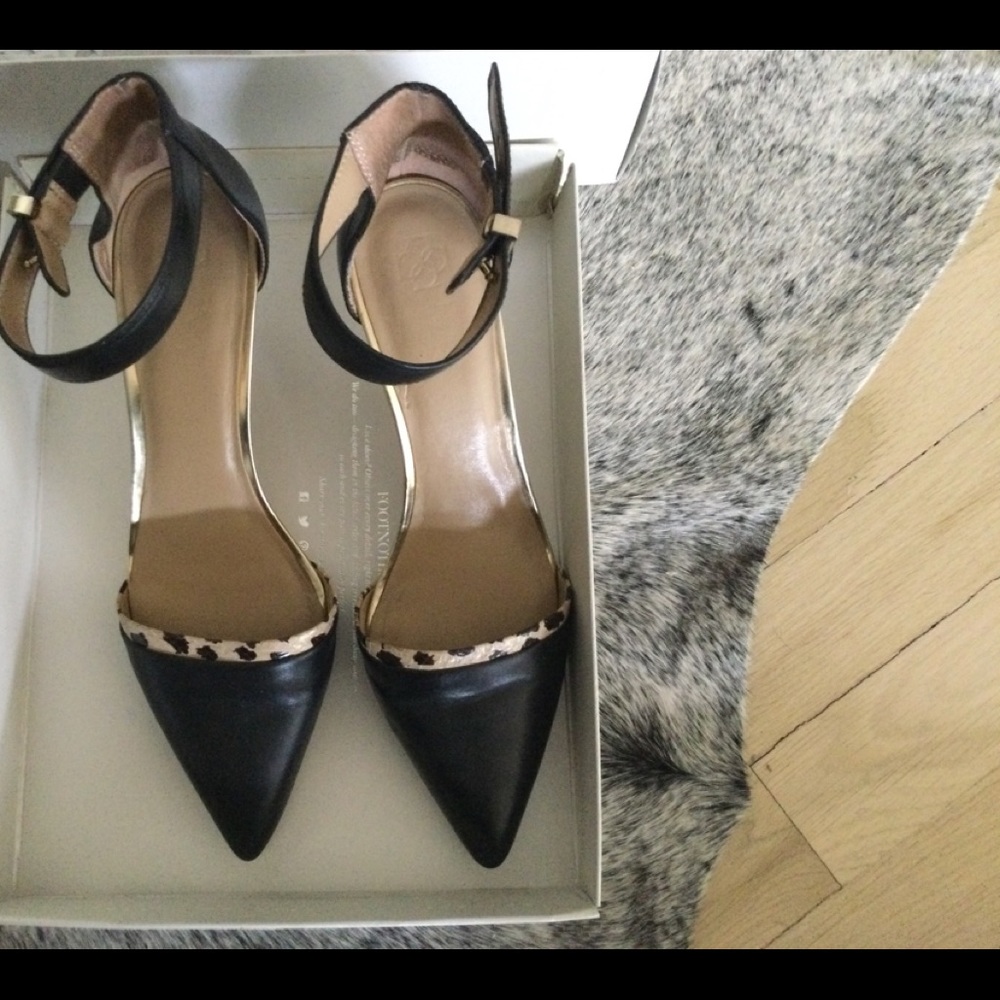Beautiful Ann Taylor Pumps